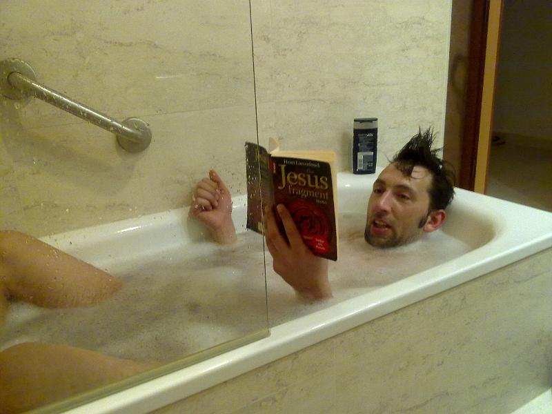 110420122697.jpg